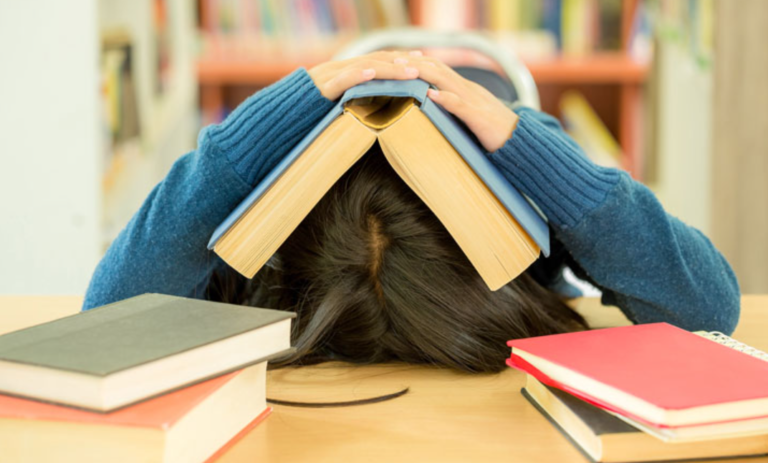 Why One-Size-Fits-All Learning Fails and Personalized Tutoring Works